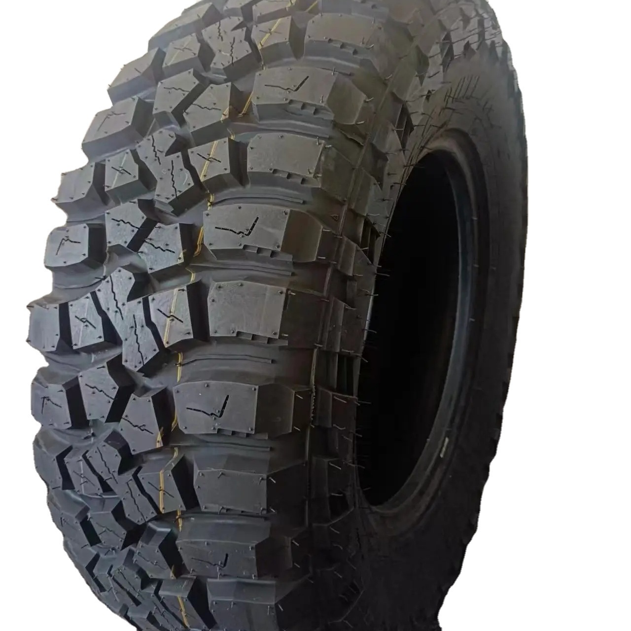 Low Price LT275/70R18 125/122S LT285/60R18 122/119Q MT Durun Tires