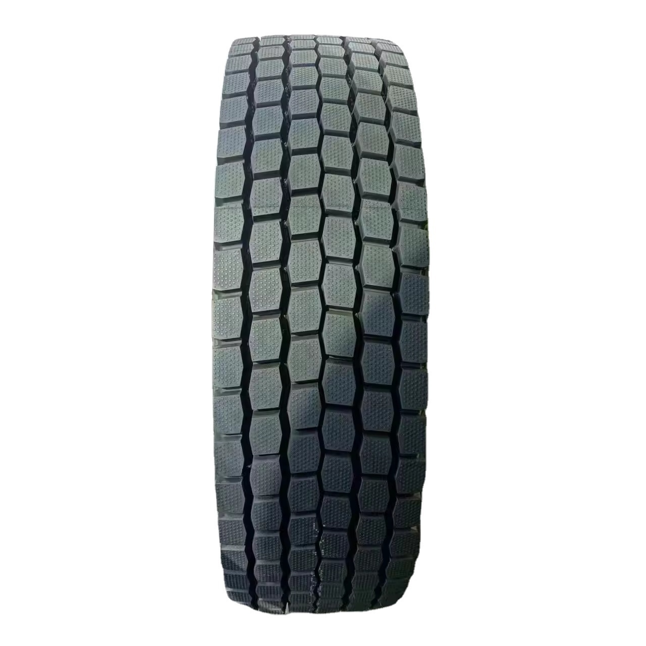 China Roadone brand truck tire manufacturer 385 65 22.5 and radial truck tyre wholesale 11r225 295 75 225 31580r225 tbr tire