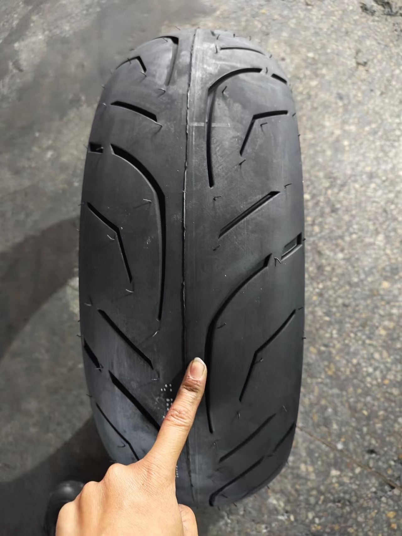 High quality motorcycles tyre 190/50/17 and 150/70-17 motorcycle tire 190 50 17 150 70 17 Tire