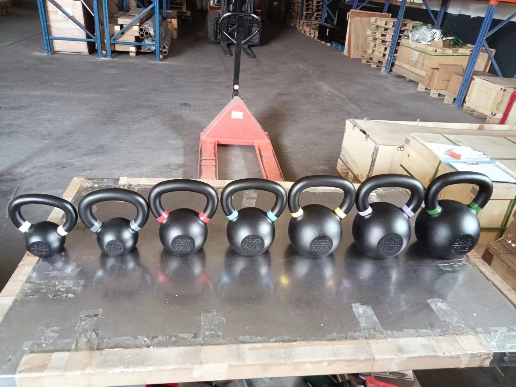 factory wholesale Free Weights Weight Lifting Matt Kettlebell Cast Iron Powder Coating Kettlebell