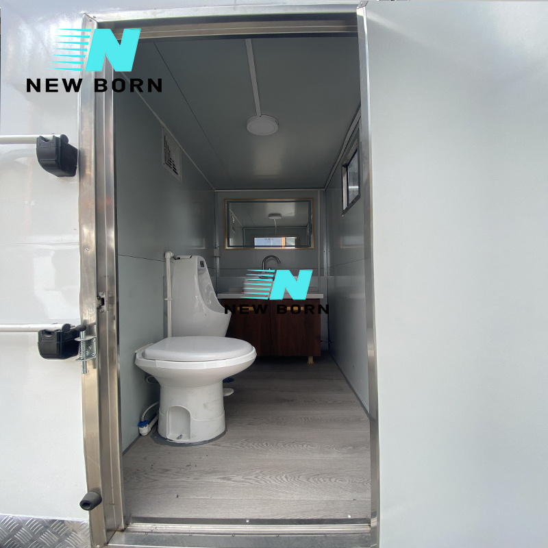 Australia Standard Mobile Restroom Toilet Wc Sink Portable Mobile Toilet With Sitting Toilet For Sale