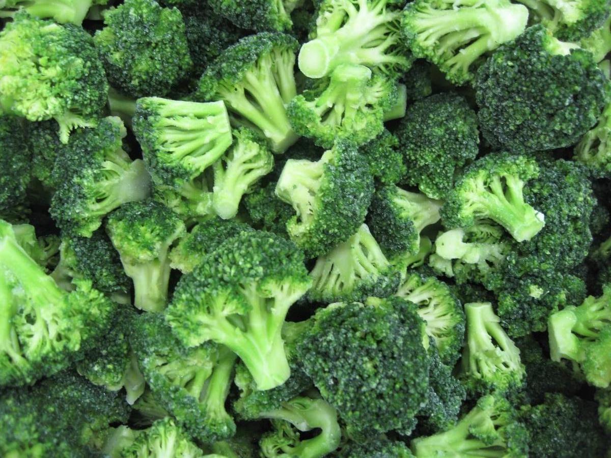 Wholesale High Quality Vegetables BRC A Approved IQF frozen broccoli florets In Cheap Price