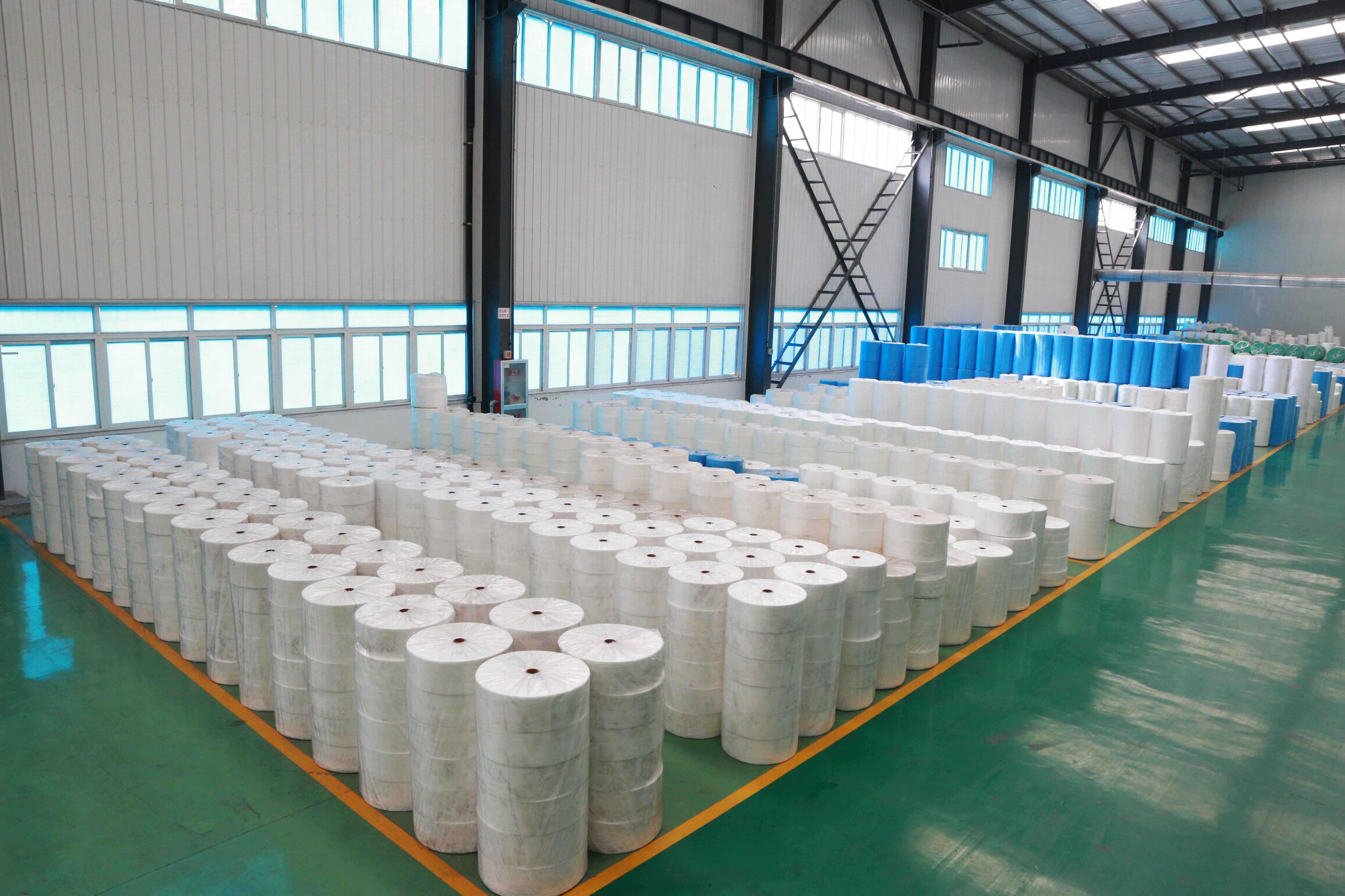 Landscape Nonwoven Fabric UV Resistant PP Non Woven Fabric Agriculture Cover