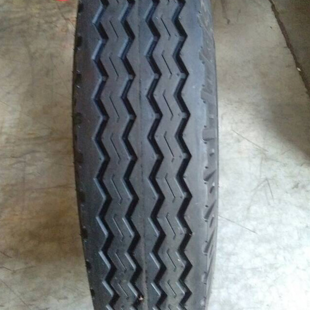 Small Trailer ST Trailer Tire 175/80D13 205/75D14 205/75D15 225/75D15 225/80D16 Truck Trailer TIre 10.00-20 11-22.5 8-14.5 Tire