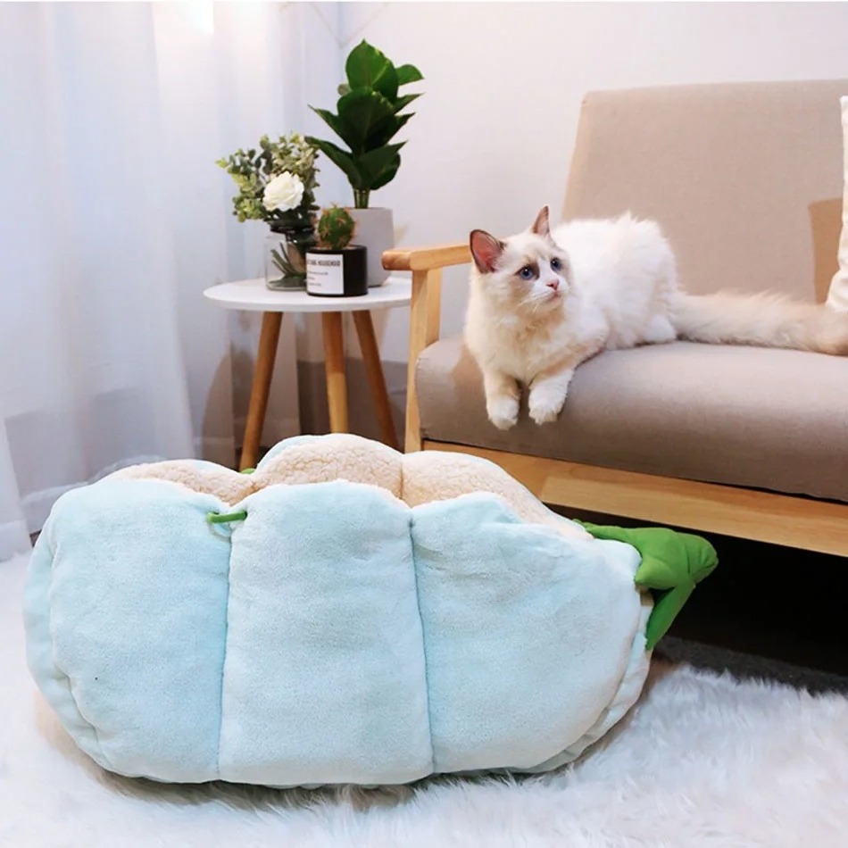 Warm Fleece Cat Bed Soft Kitten Nest Kennel For Small Dogs Cats Puppy Sleeping House Tent Pads Pet Accessories