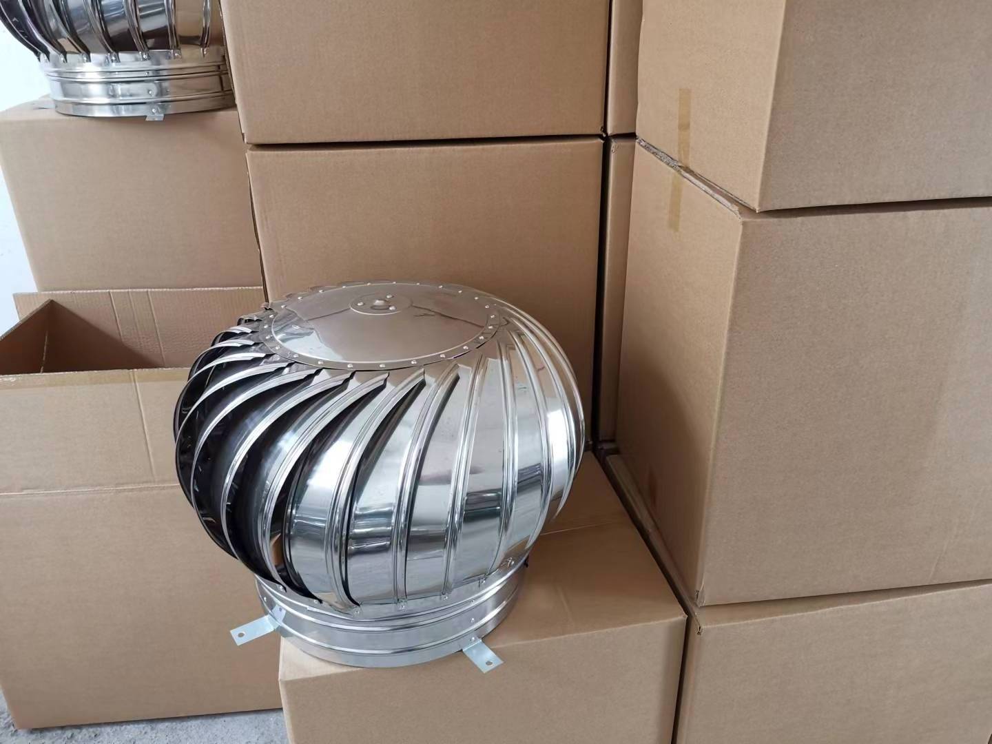 Whole sale industrial wind driven roof mounted turbo ventilation turbine exhaust fan