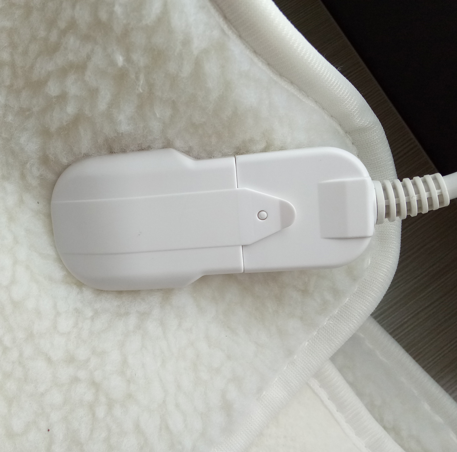 synthetic wool cozy touch massage table warmer electric heating blanket electric under blanket with simple controller