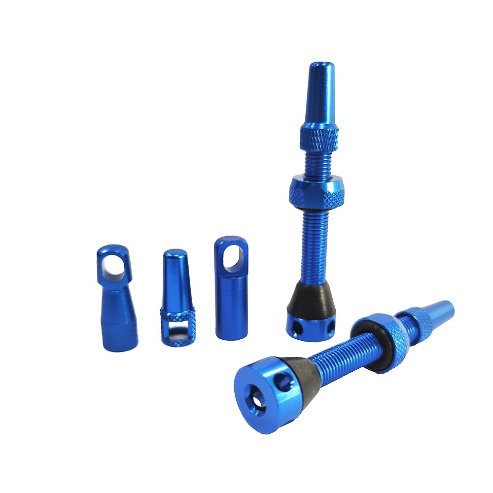 Tubeless valve core removal tool for presta and schrader valves