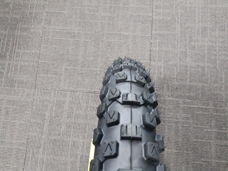 Different color Chinese manufacturer 20x4 26x4 fat bike tire ebike tyres