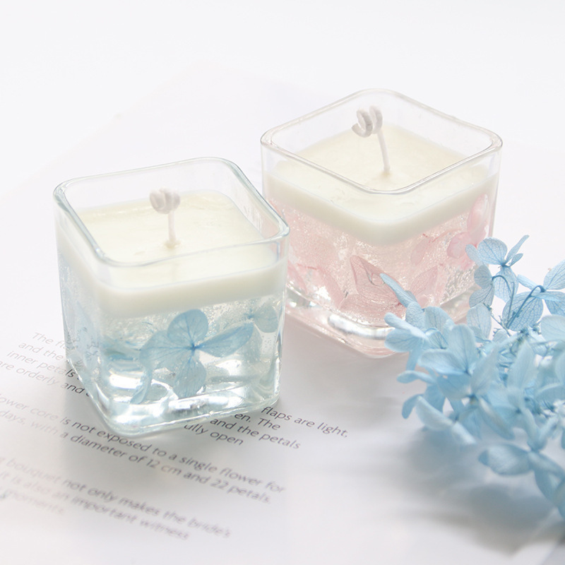 Novel Design Christmas Birthday Soy Wax Jelly Wax Mini Candles Glass  Fragrance Luxury Small Clear Square Glass