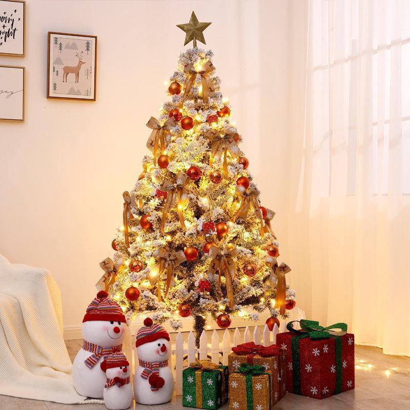 Customized Realistic New Design Pre Lit Christmas Trees Evergreen Pvc Artificial Christmas Tree