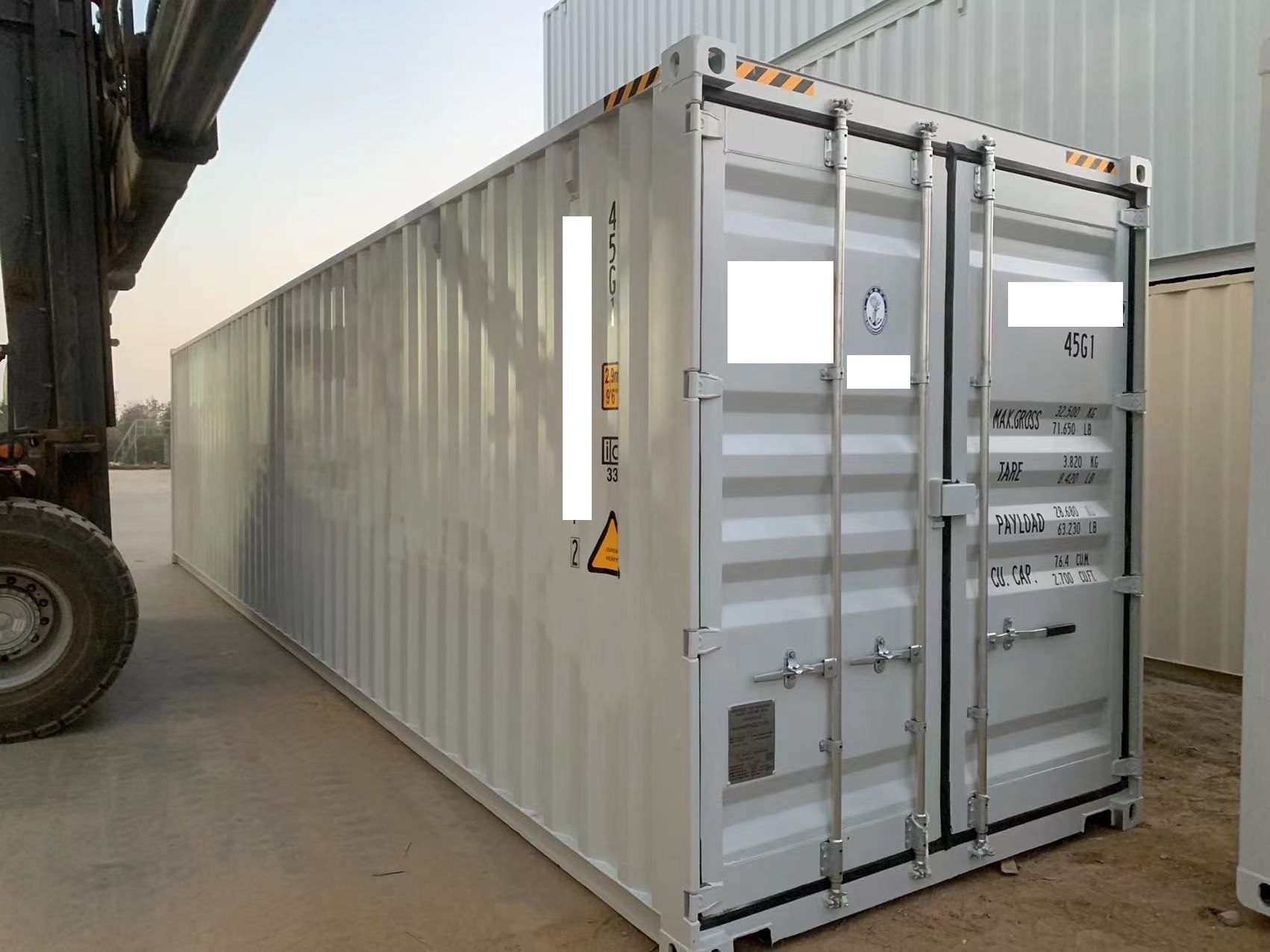 40HC high cube Standard oversea cargo shipping and transit dry container