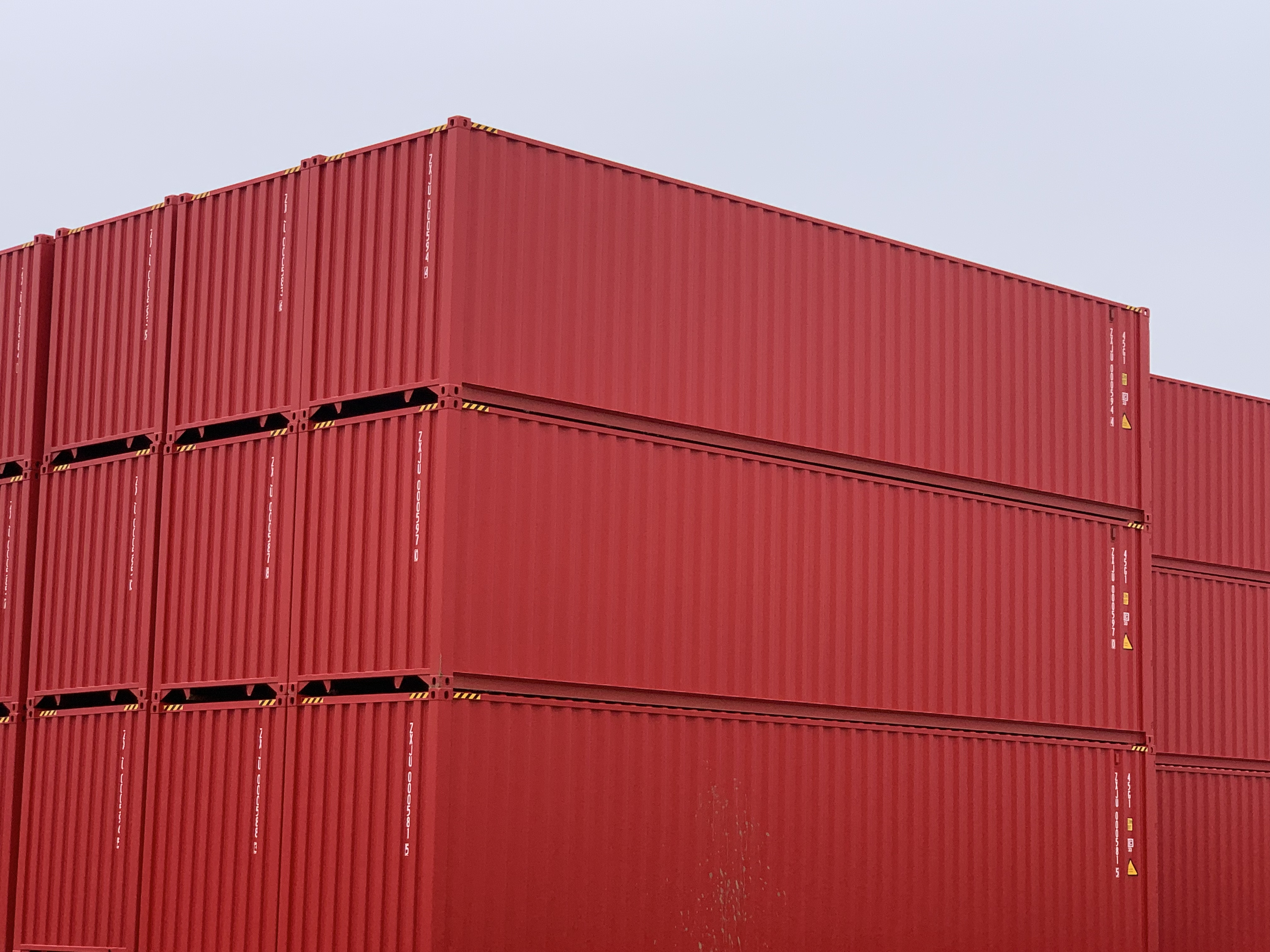 40HC high cube Standard oversea cargo shipping and transit dry container