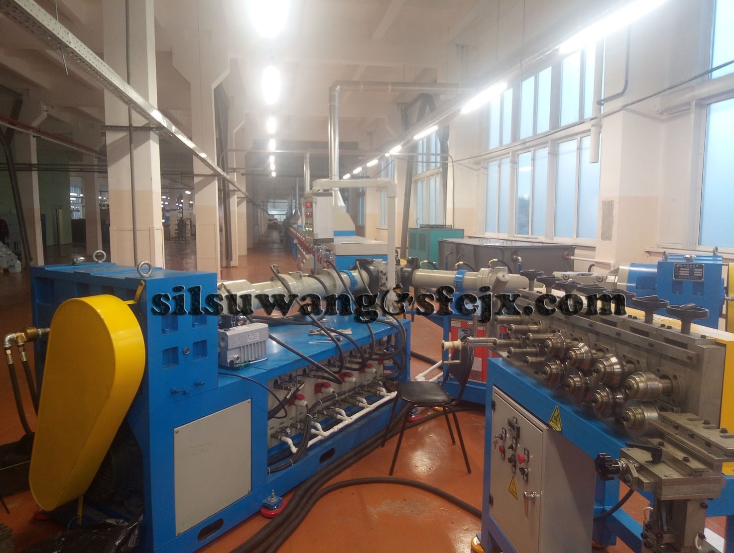 High Quality EPDM Rubber Seal Strip Extrusion Machine / Window and Door Sealing Strips Machine