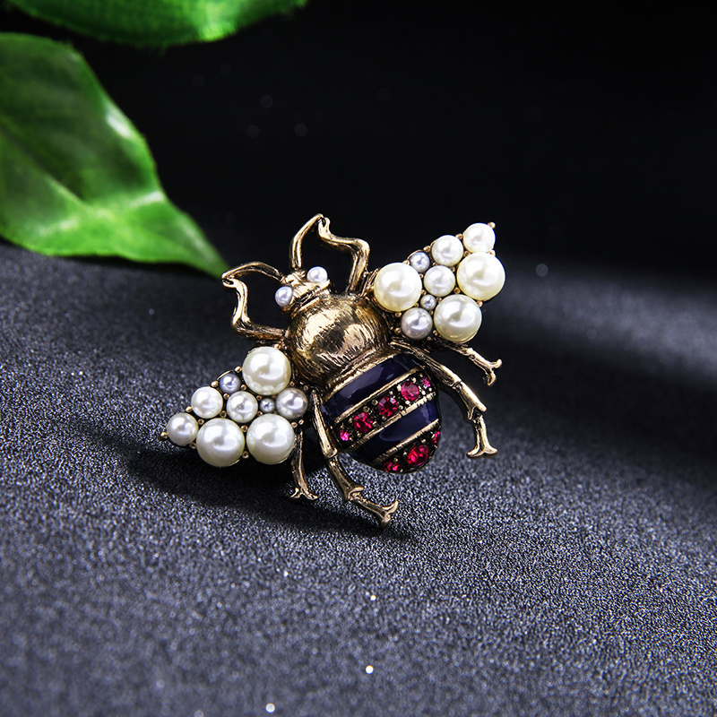 New Designs Luxury Bow Colors Rhinestone Fashion Jewelry Bee Spider Grasshopper  Insect Charm Women Brooches Pin