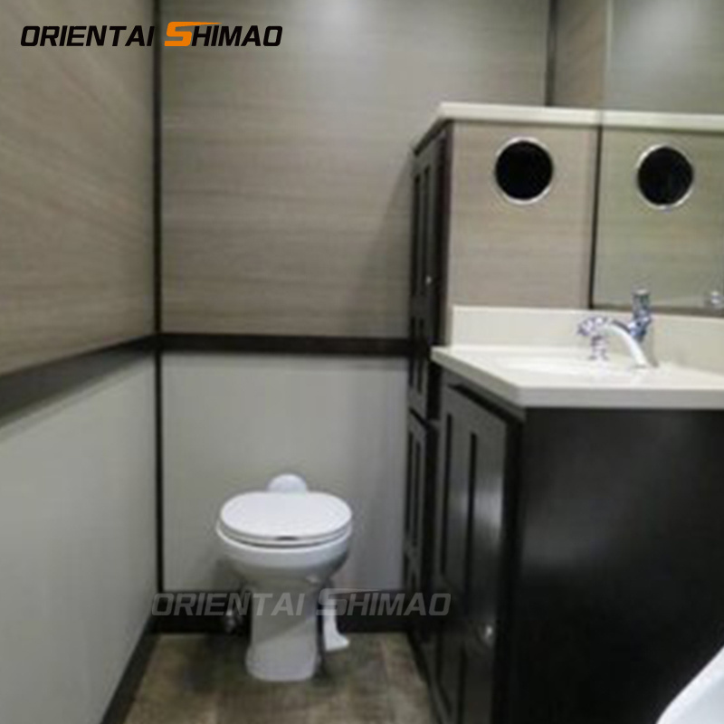 Customized Luxury Restroom Toilets Bathroom Mobile Toilets Outdoor Portable Toilet With Shower