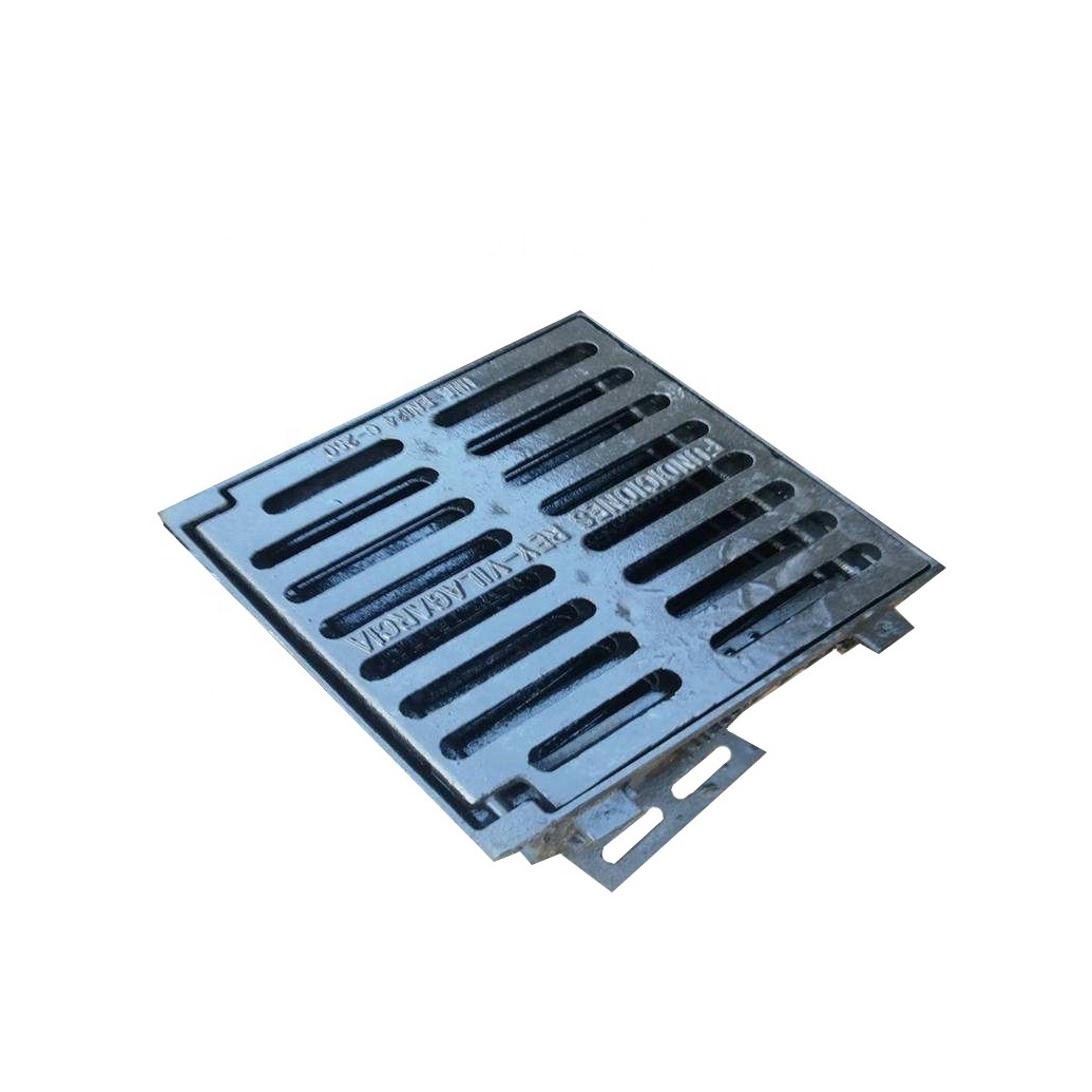 China custom ductile iron heat treatment sand casting manhole cover