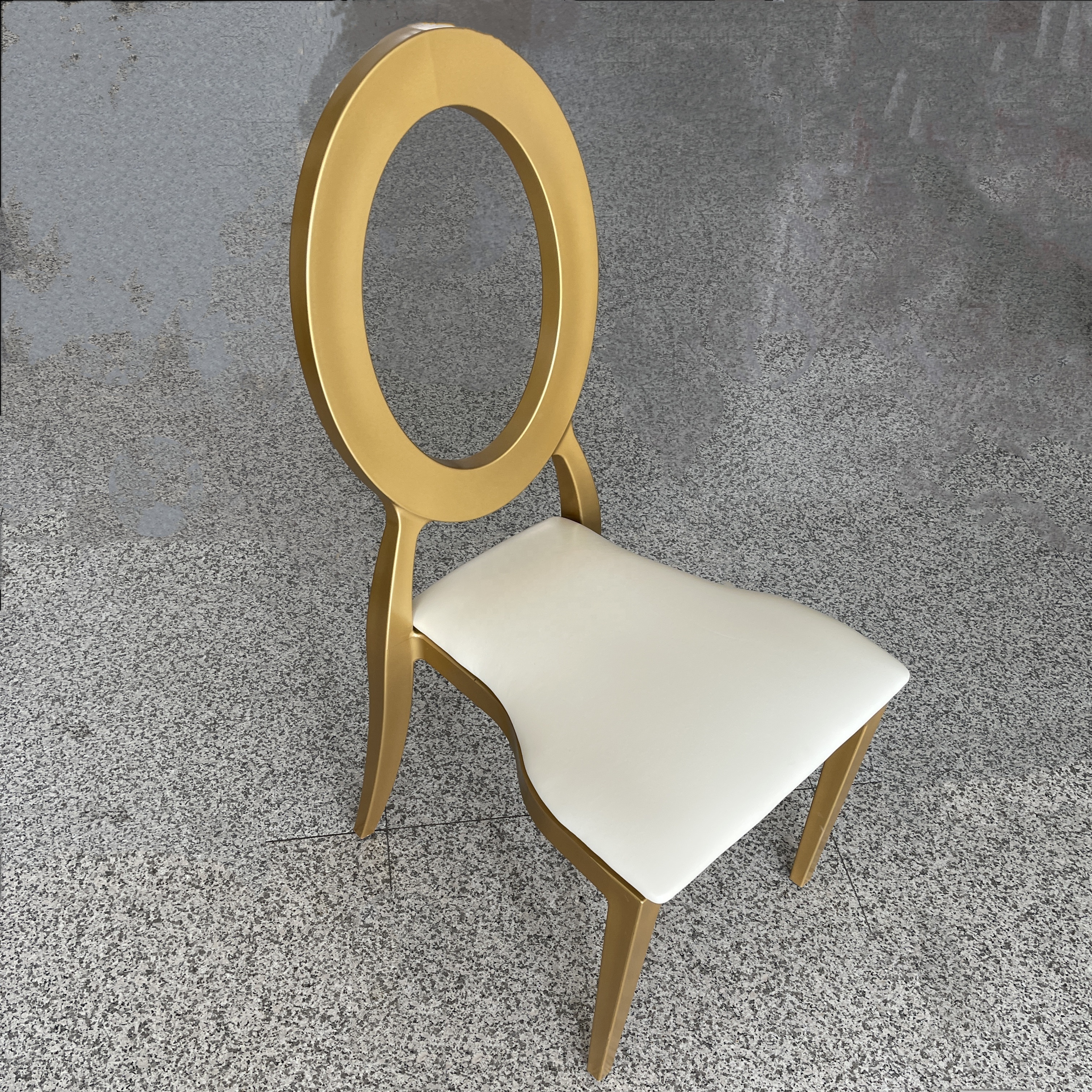 Luxury Gold Circle O Back Chair