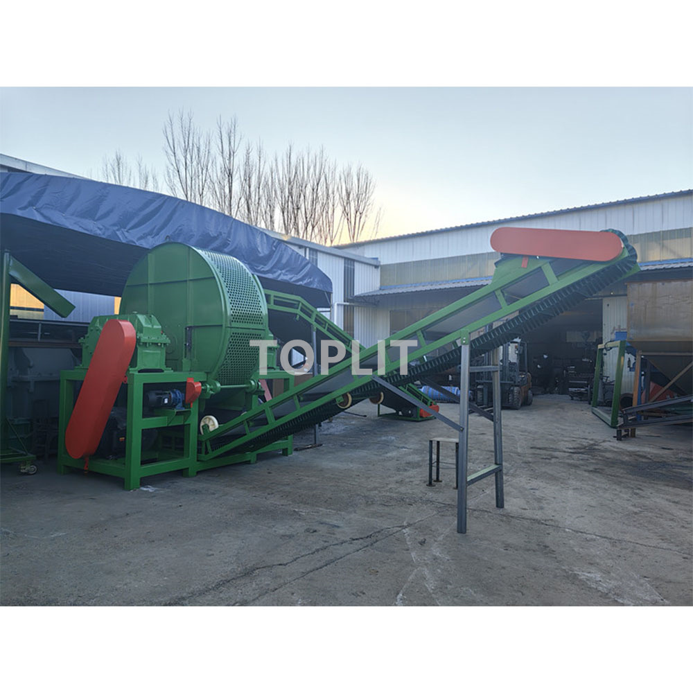 Chinese Customizable Waste Tire Shredding Recycling Machine / Tire Shredder Machine To Make Crumb Rubber