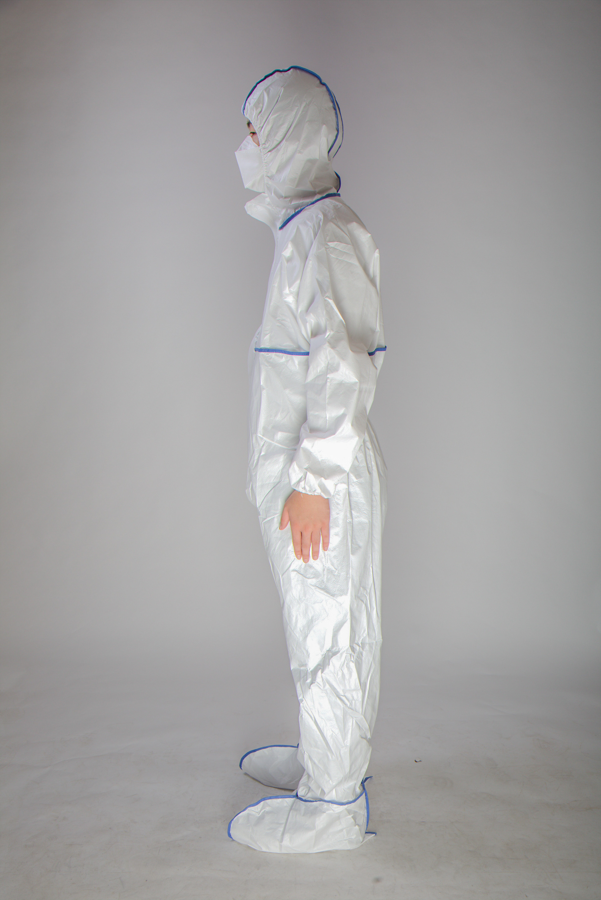 disposable non woven protective clothing coveralls with shoe cover ppe protection men's suits