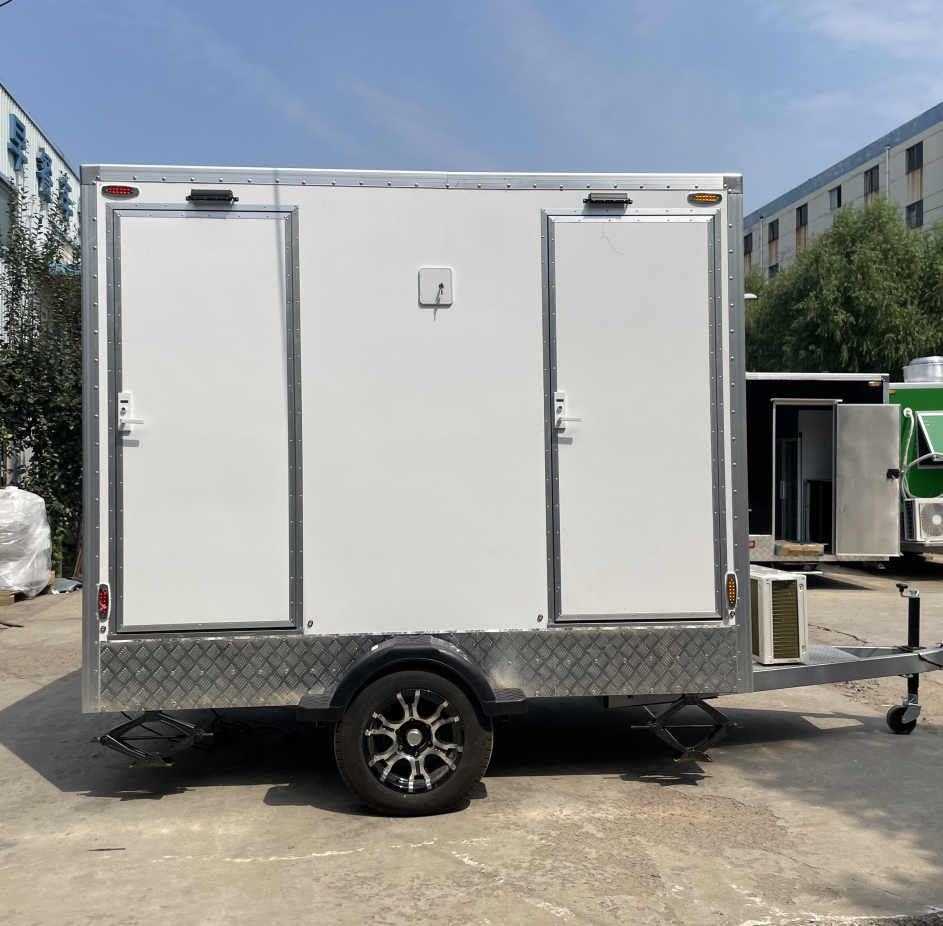 TUNE Luxury Portable Bathroom Trailers Movable Restroom Trailers VIP Toilets Trailer for Sale