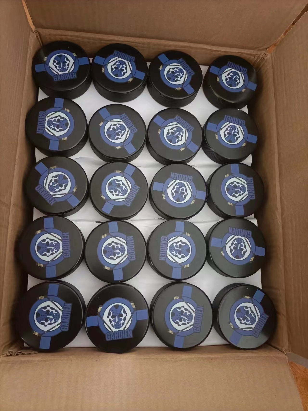 Wholesale High Quality Professional Official Size Rubber Ice Hockey Puck Print Logo