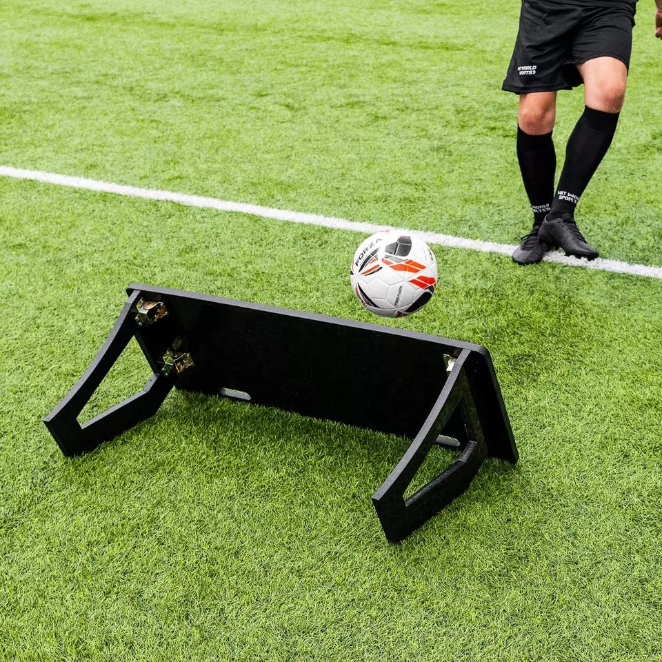 HDPE Soccer Rebound Board Foldable Soccer Rebound Wall Passing Wall to Improve Passing Touch and Ball Skills Football Rebounder