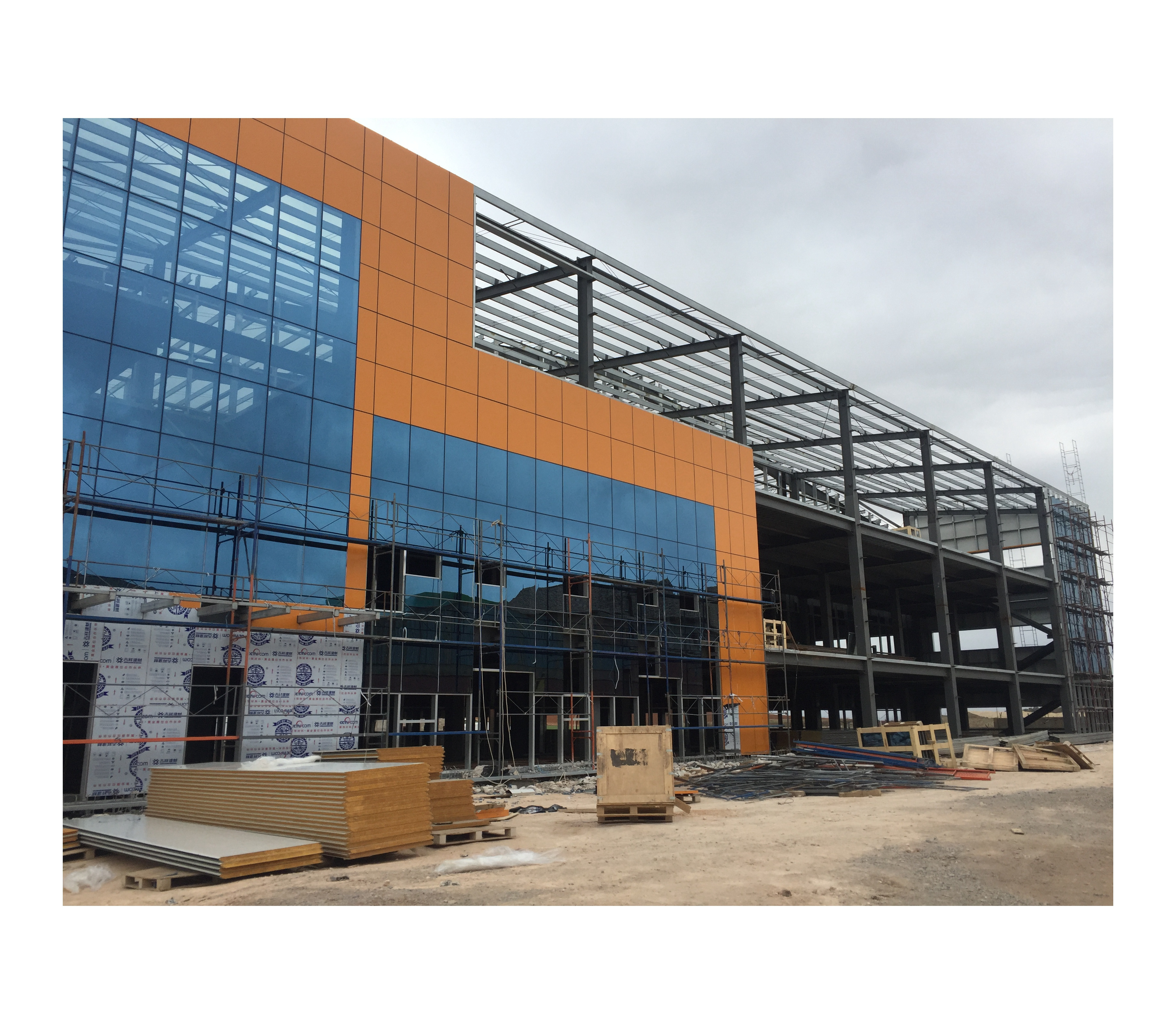 Modern Prefab Steel Structure Building Prefabricated Steel Warehouse/Workshop/Aircraft Hangar/Office Shed Material Construction