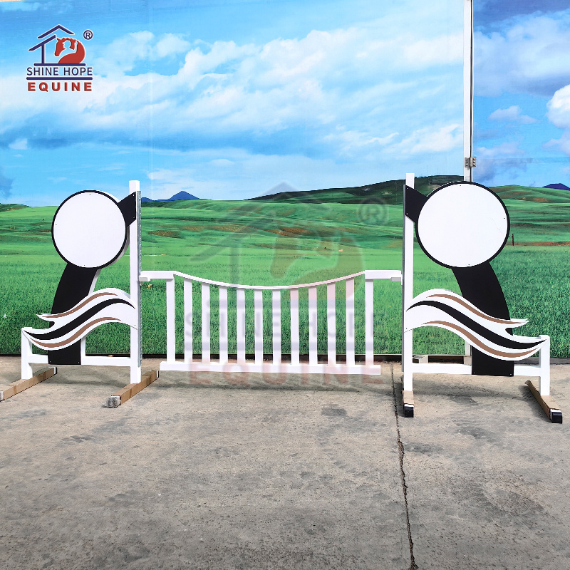 Equestrian products show jumping equipment horse jumping equipment with keyhole track