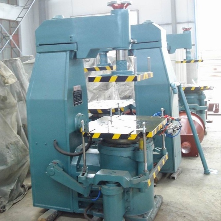 Jumping machine Hand molding machine Small modeling equipment Sand turning molding machine