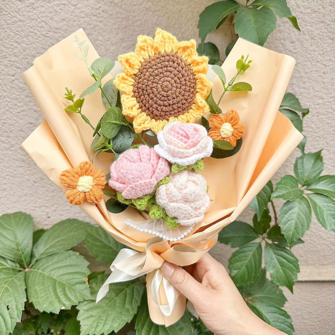 Handmade Yarn Flower Knitted Bouquet Crochet Sunflower Bouquet wedding Mother's Day Valentines Day Gifts Crochet Flower