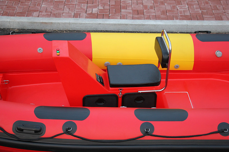 Deep-V Fiberglass Hull With Motor Pontoon Boat 10 Persons Rescue Inflatable Rib Boats For Rescue