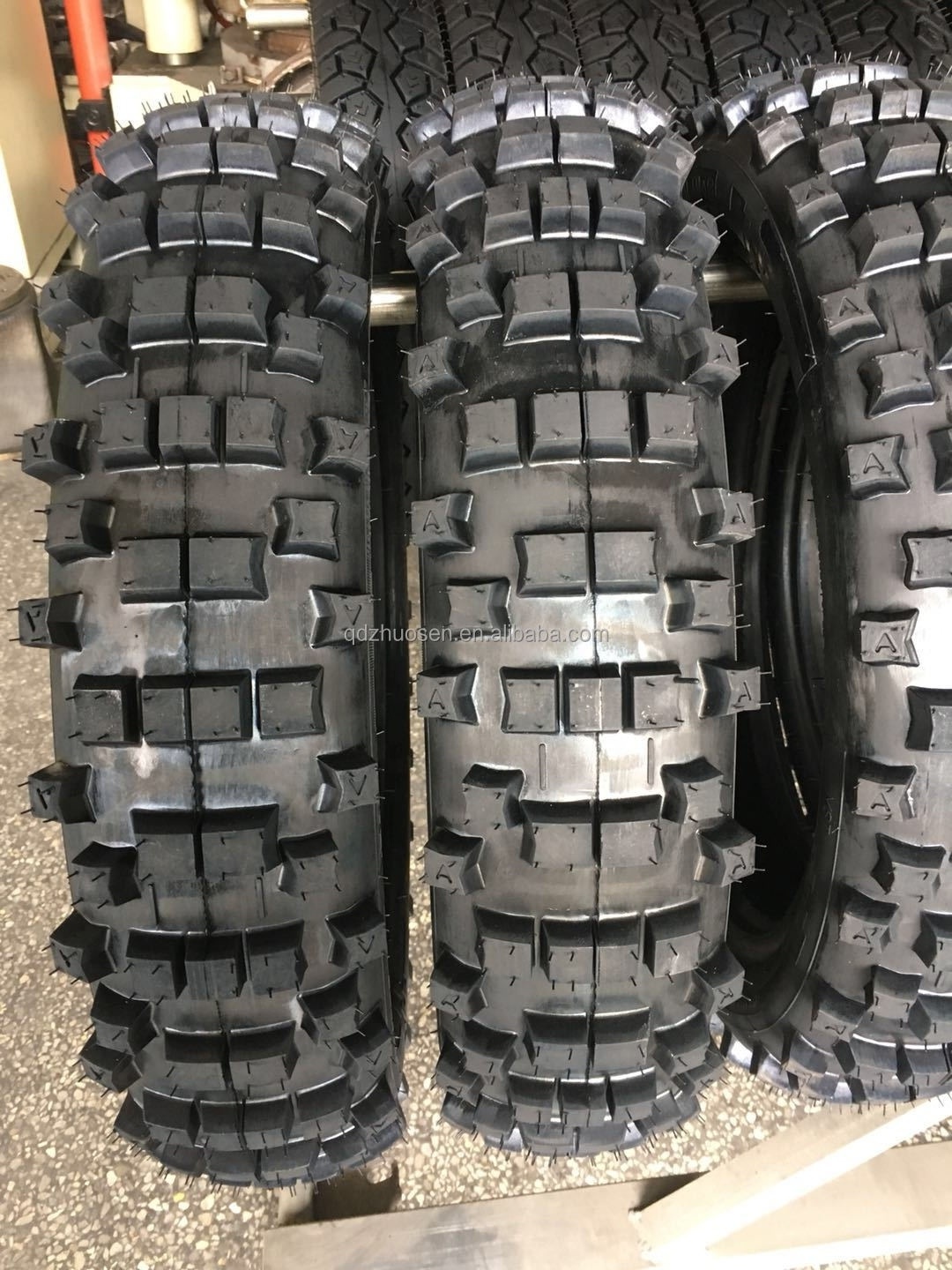 18inch 21inch GUMM off road motocross tyres racing motorcycle tire for enduro 110/100-18 120/90-18 90/90-21 110/90-19 140/80-18