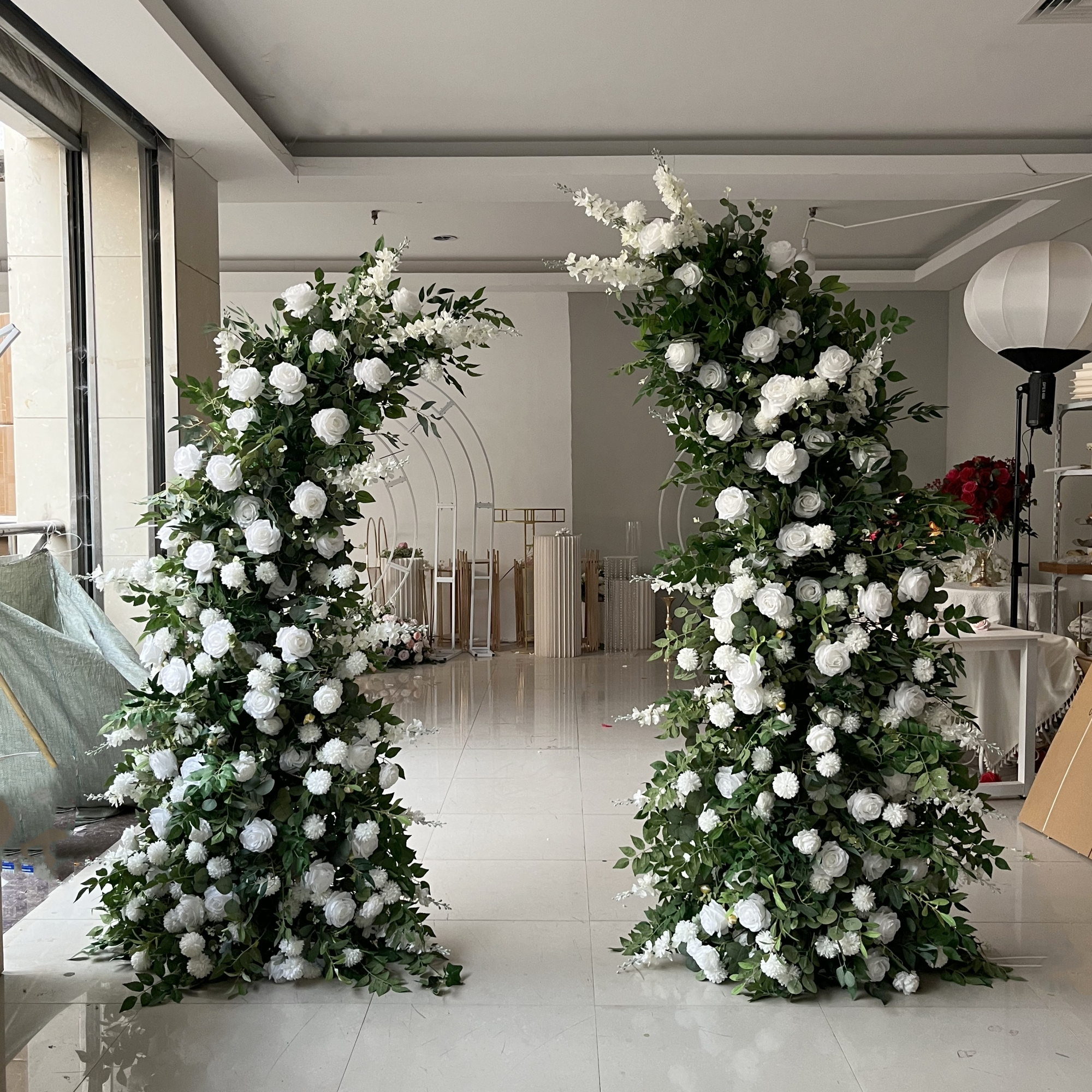 Wedding Decoration Supplies Fake Greenery Centerpiece White Roses Artificial Flowers Wedding Floral Arch Decoration