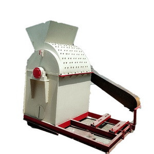 Low price Mobile Crusher Machine Tree Branch Wood Chipper Machine Auto Feeding Wood Waste Shredder