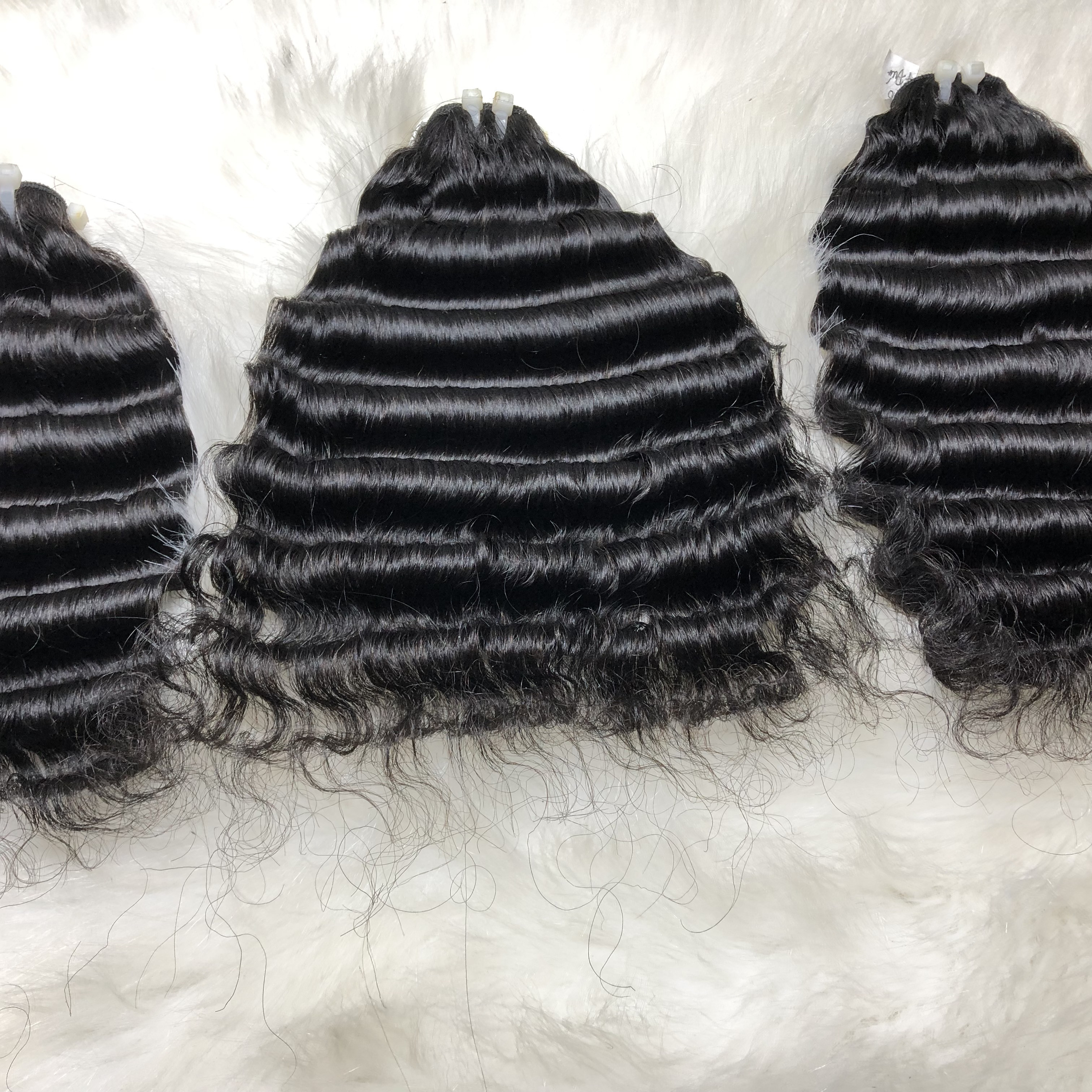 Deep wave Bundles/ Tape In/ I Tip Hair Extensions High Quality Natural Color 100% Vietnamese Raw Hair Wholesale Price