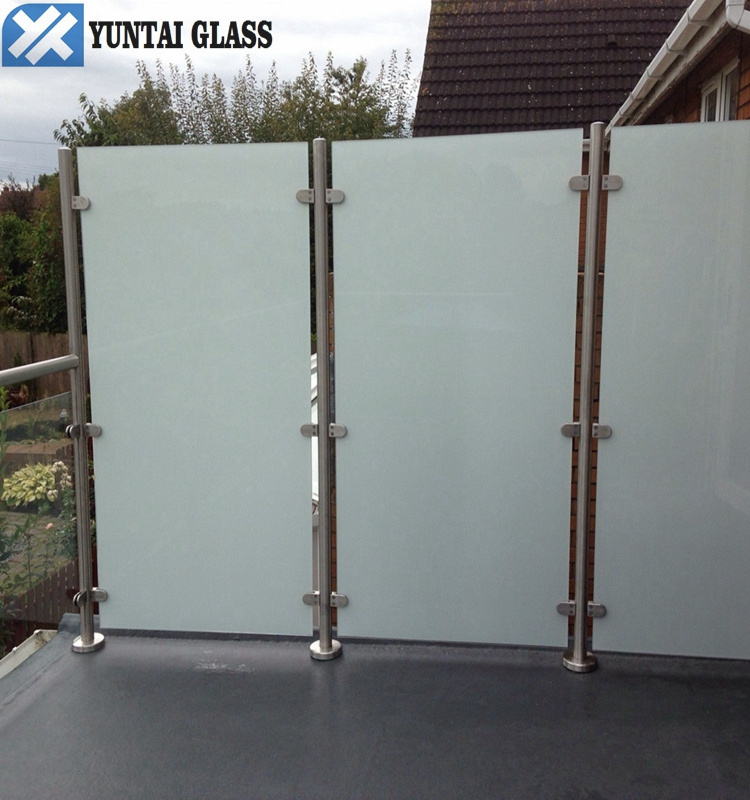 10mm 12mm fine edge frameless translucent tempered glass fencing panels