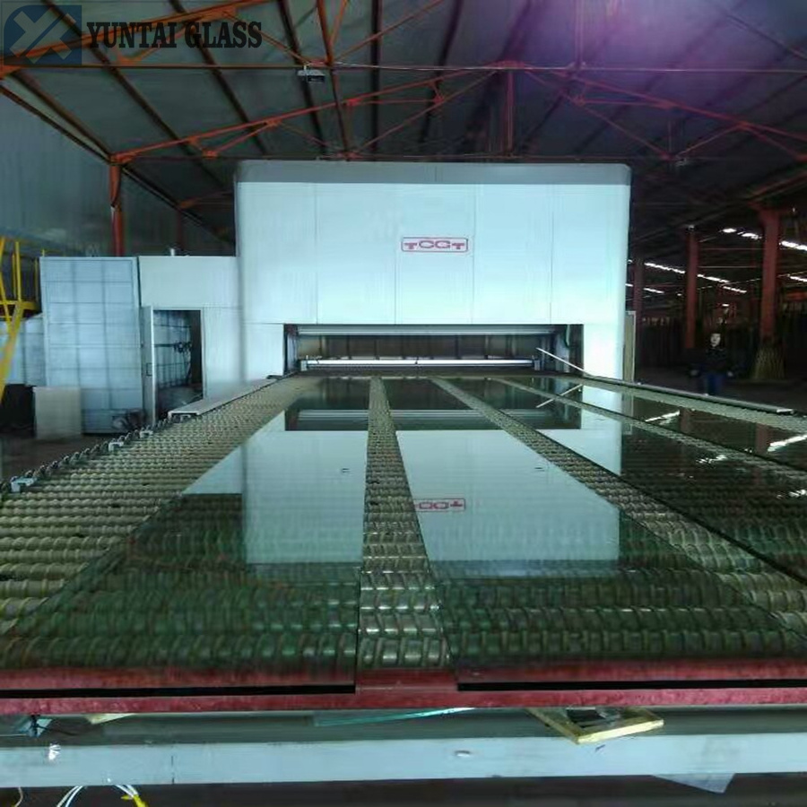 10mm 12mm 15mm 19mm flat bend large customized Jumbo size safety tempered laminated glass with polished edge