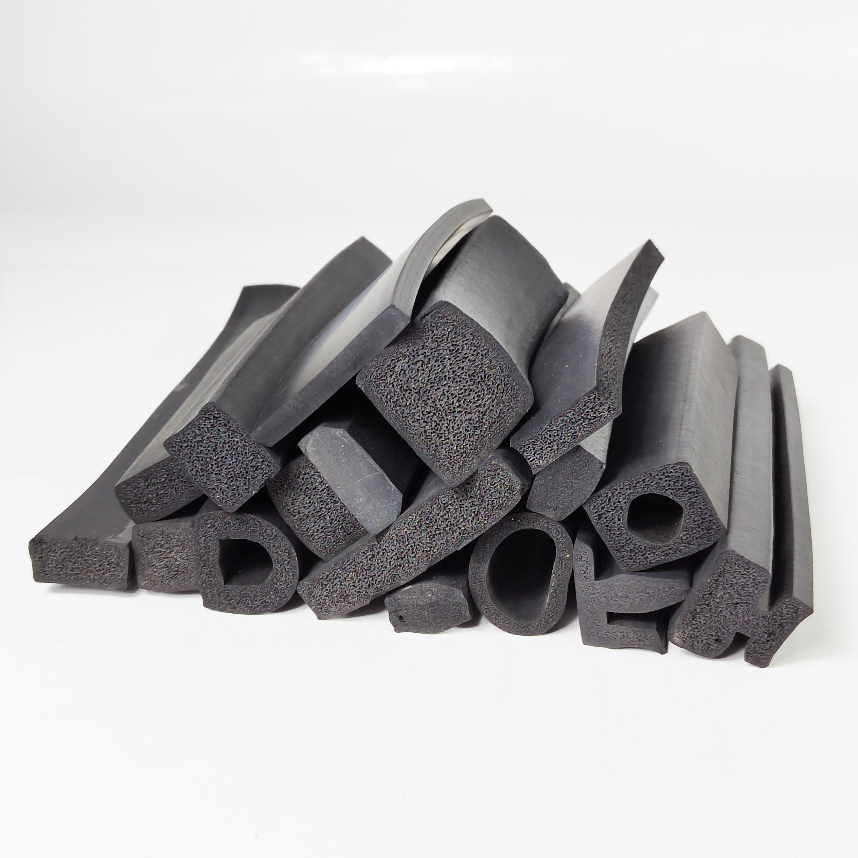 Custom shape extruded silicone PVC TPE TPV EPDM rubber strip seals extrusion rubber seal