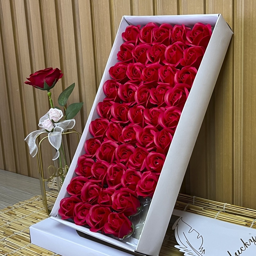 Wholesale 50 boxed Christmas Valentine's Day wedding decoration gifts Artificial rose head 3 layer soap flowers