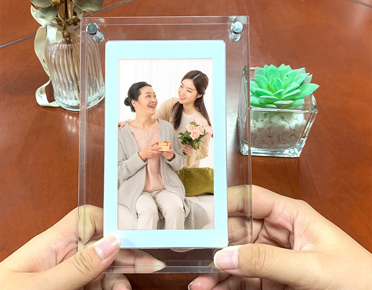 Cuttest Gift Acrylic Digital Photo Frame 5 Inch 1000mAh Vertical Display IPS Screen 1G Memory Battery Porta Retrato Digital