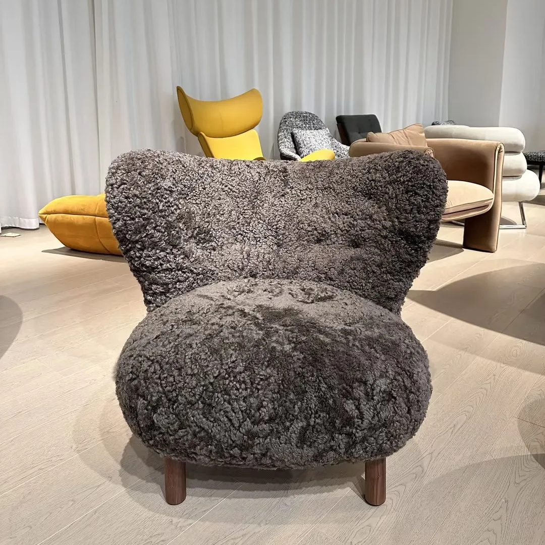 Nordic Luxury High quality Lounge wool Chair Modern White Sheep Skin Leisure Chair with Rocking Feature for Hotel Living Room