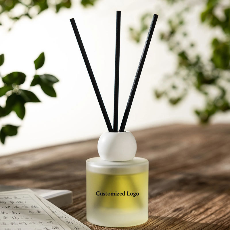 Qian Wen Luxury Essential Oil Home Decor Fragrance Bottle Packaging Christmas Holiday Gift Sets Scented Aroma Car Reed Diffuser