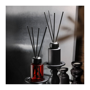 Qian Wen Luxury Refillable Essential Oil Glass Bottle Home Scented Fragrance Manufacturers Custom Aroma Reed Diffuser Sets