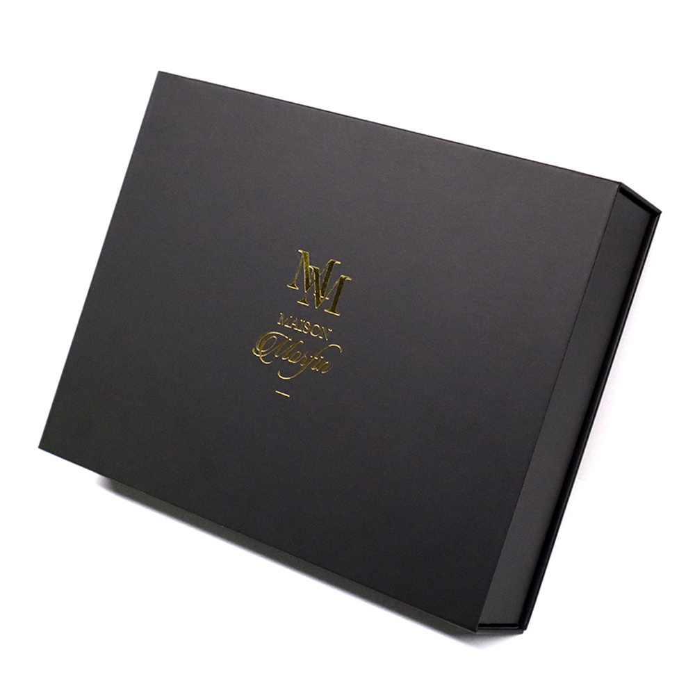 Custom Logo Black Rigid Cardboard Packaging Paper Magnetic Flap Closure Gift Box With Foam Divider