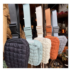 Quilted Puffer Belt Crossbody Bag Wholesale Nylons Hip Bum Bag Running Travelling Fanny Pack Crossbody