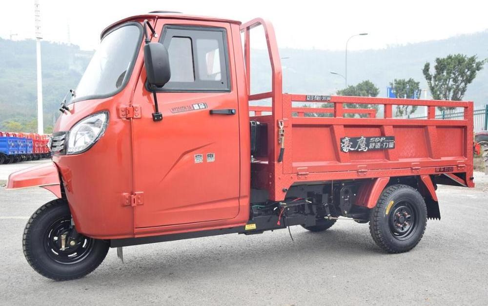 Enclosed Heavy Tricycle, 250cc 3 Wheel Motor Scooter, Three Wheel Covered Motorcycle Trikes