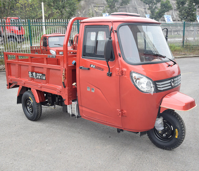 Enclosed Heavy Tricycle, 250cc 3 Wheel Motor Scooter, Three Wheel Covered Motorcycle Trikes