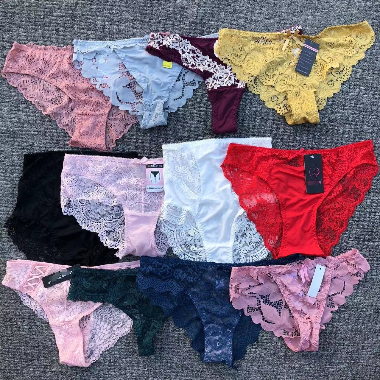 Wholesale women's Lace panties hollow out sexy women medium waist underwear ladies high quality inner wear panties Italy