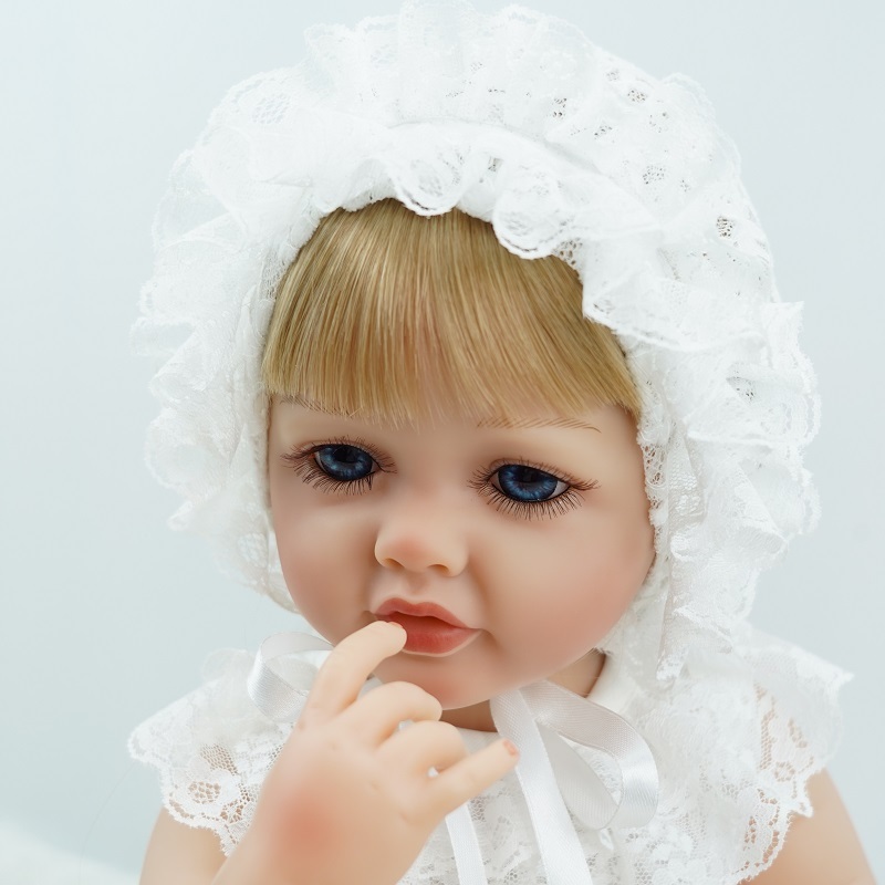 Trendsetting Fashion Beautiful Long Blonde Hair Precious Beauty Princess Dolls Toys 22 Inches for Kids Nurturing Play